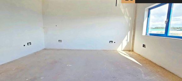 606m² Warehouse in Naron, Spain No. 124572 19