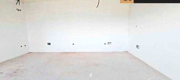 606m² Warehouse in Naron, Spain No. 124572 24