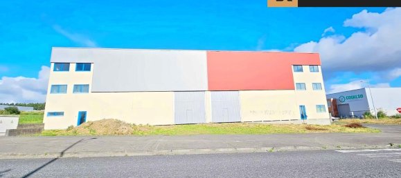 606m² Warehouse in Naron, Spain No. 124572 2