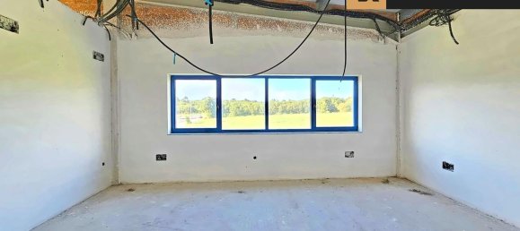 606m² Warehouse in Naron, Spain No. 124572 26