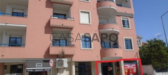 101m² Commercial property in Caldas da Rainha, Portugal No. 195968 4