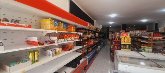 101m² Commercial property in Caldas da Rainha, Portugal No. 195968 26