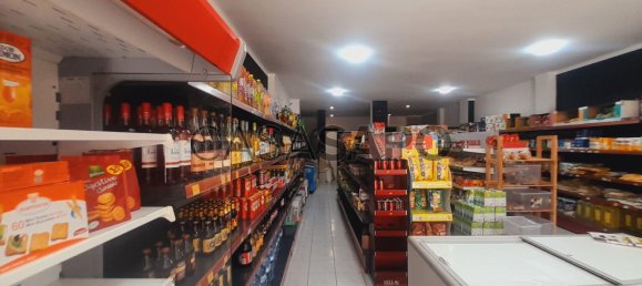 101m² Commercial property in Caldas da Rainha, Portugal No. 195968 9