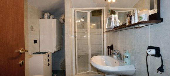 6 rooms Villa in Lucca, Italy No. 114097 22