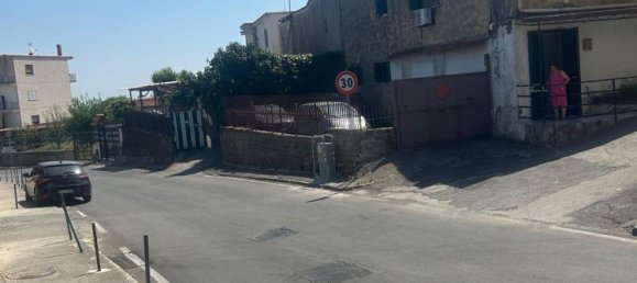 3 rooms Apartment in Naples, Italy No. 150130 13