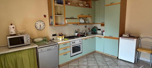 3 rooms Apartment in Naples, Italy No. 150130 14