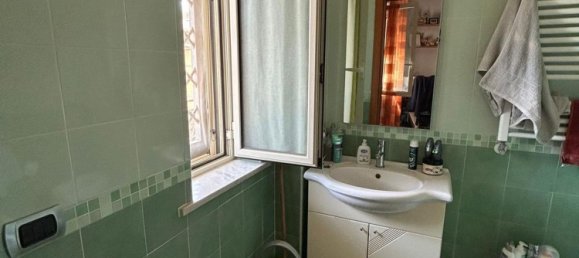 3 rooms Apartment in Naples, Italy No. 150130 6