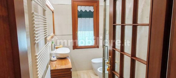 3 bedrooms Villa in Bondeno, Italy No. 303958 11