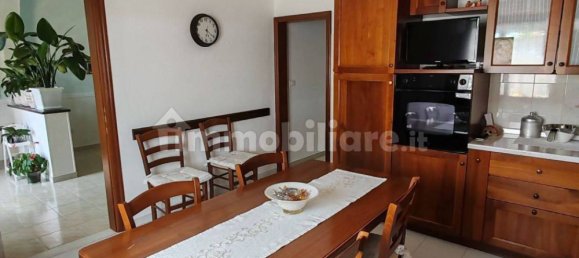 3 bedrooms Villa in Bondeno, Italy No. 303958 8