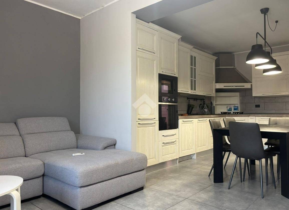 1 غرف نوم شقة في Fara Gera d'Adda, Italy رقم 374336