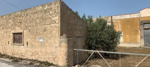 Estudio en Pachino, Italy No. 237801 12