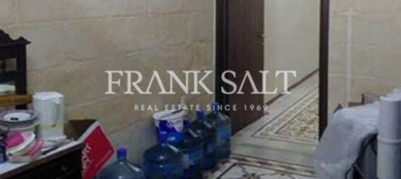 100m² Office in Qormi, Malta No. 12046 9