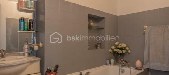 1 Schlafzimmer Doppelhaus in Orange, France, Nr. 319612 17