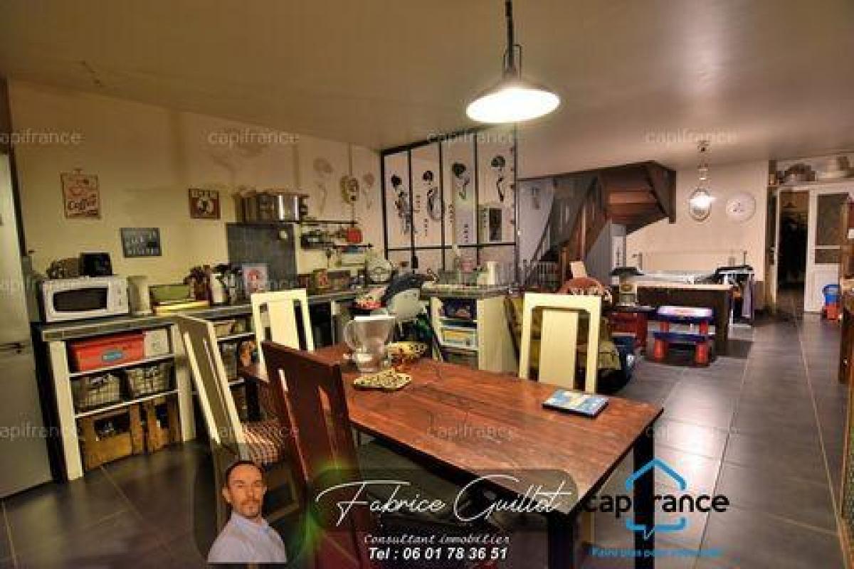 Casa T3 em Bletterans, France N.º 28502