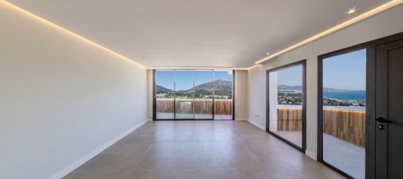 2 Schlafzimmer Penthouse in Marbella, Spain, Nr. 123109 2