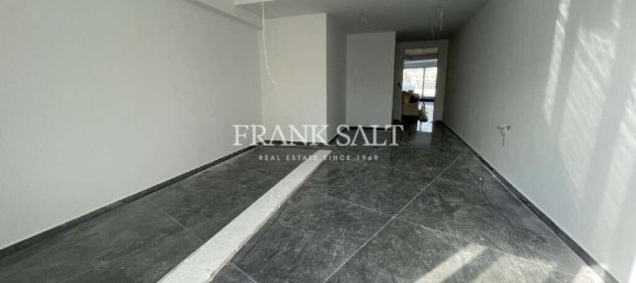 3 bedrooms Penthouse in Saint Paul's Bay, Malta No. 2310 2