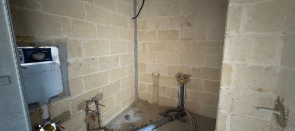 Armazém em San Donaci, Italy 360 m² N.º 125745 17