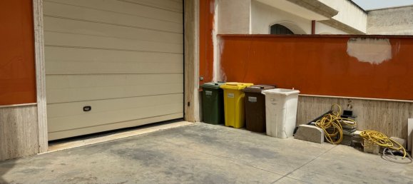 Armazém em San Donaci, Italy 360 m² N.º 125745 23