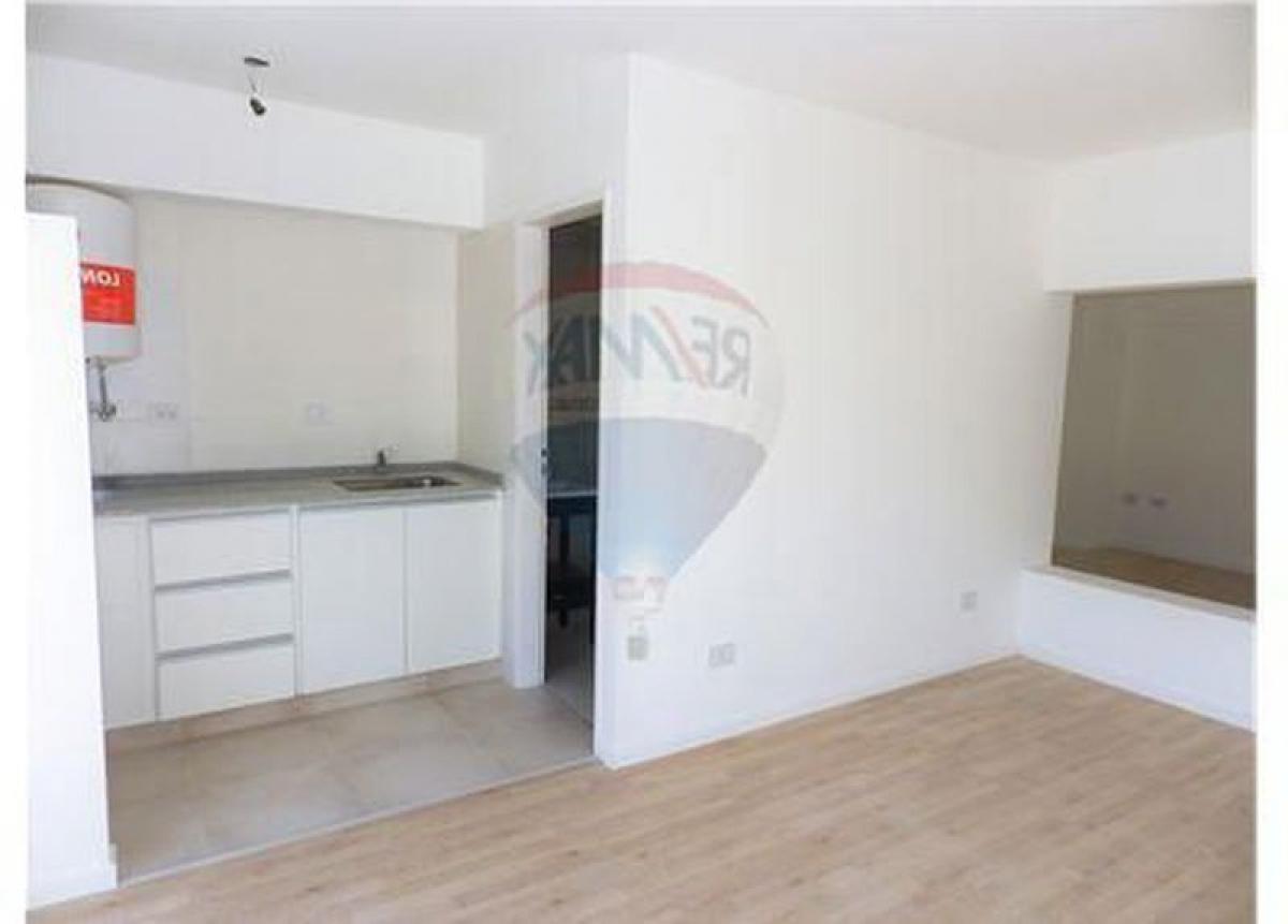 69m² Office in Santa Fe, Argentina No. 24455