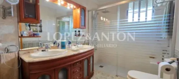 4 غرف نوم منزل في L'Eliana, Spain رقم 174191 45