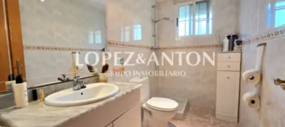 4 غرف نوم منزل في L'Eliana, Spain رقم 174191 35