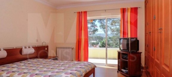 5 bedrooms Villa in Sesimbra, Portugal No. 16132 9