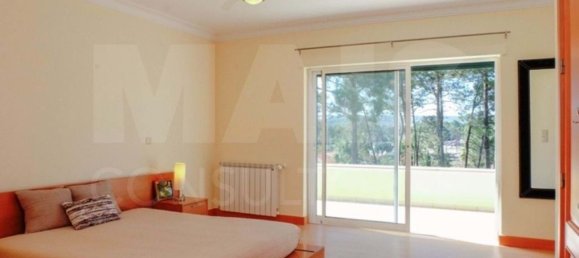 5 bedrooms Villa in Sesimbra, Portugal No. 16132 8