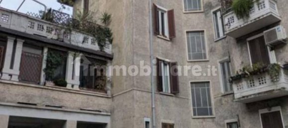 2 Schlafzimmer Wohnung in Milan, Italy, Nr. 276176 3