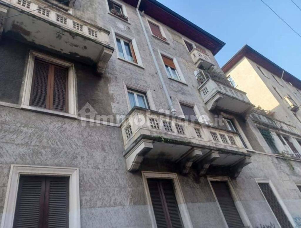 2 Schlafzimmer Wohnung in Milan, Italy, Nr. 276176