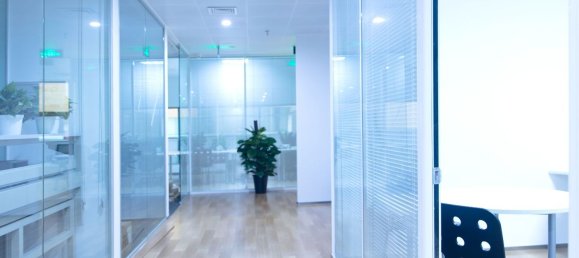 792m² Commercial property in Genoa, Italy No. 83671 13