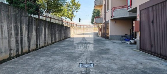 3 bedrooms Apartment in Pontirolo Nuovo, Italy No. 357986 19