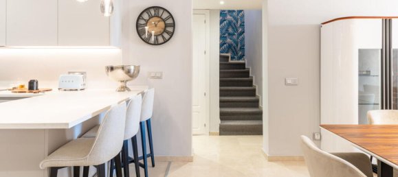 3 bedrooms Penthouse in Alameda, Spain No. 176199 5