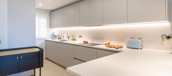 3 bedrooms Penthouse in Alameda, Spain No. 176199 6