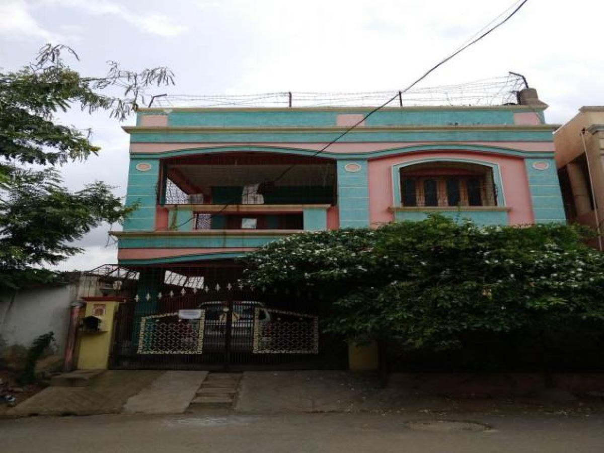3 bedrooms House in Hyderabad, India No. 14725