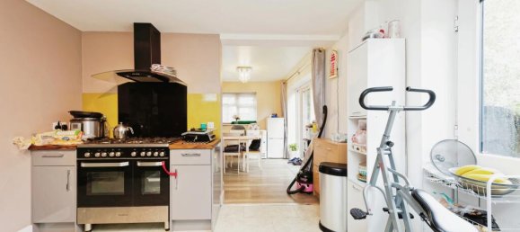 4 bedrooms Commercial property in Margate, United Kingdom No. 10775 3