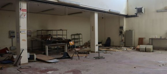 11-salle Entrepôt à Palo del Colle, Italy No. 172379 9