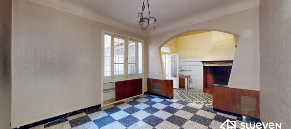 5 bedrooms House in Thuir, France No. 301529 15