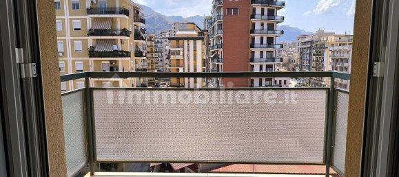 Apartamento de 2 dormitorios en Palermo, Italy No. 321978 4