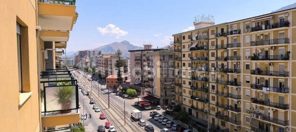 Apartamento de 2 dormitorios en Palermo, Italy No. 321978 3