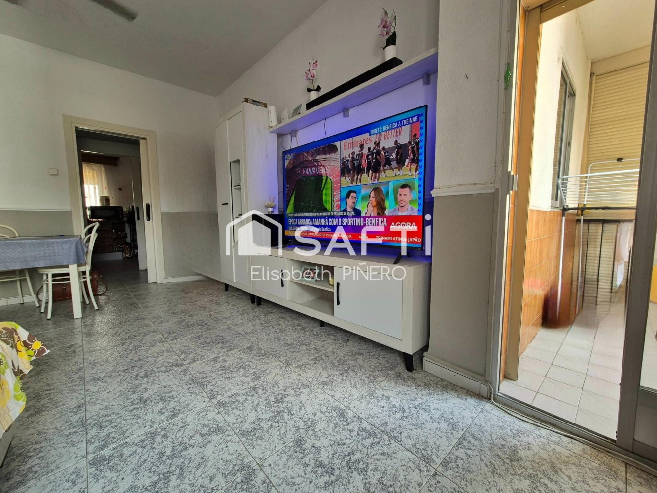 Apartamento de 3 dormitorios en Mérida, Spain No. 180377