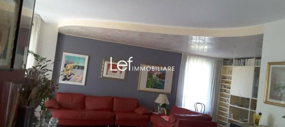 7 rooms Villa in Godega di Sant'Urbano, Italy No. 103991 3