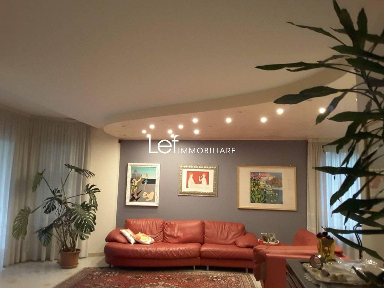 7 rooms Villa in Godega di Sant'Urbano, Italy No. 103991