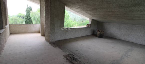 8 bedrooms House in Martinsicuro, Italy No. 156091 39