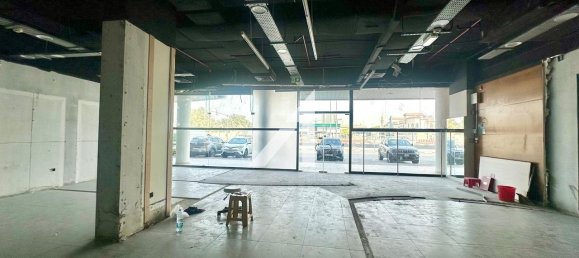 Laden in Bur Dubai, UAE 239m², Nr. 107447 5