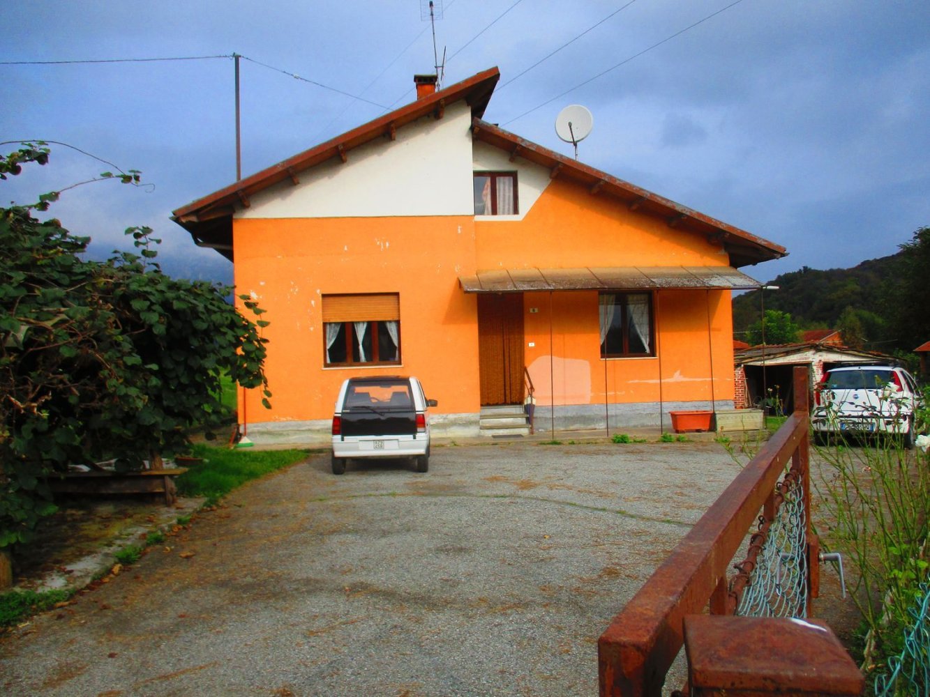 4-salle Maison à Sanfront, Italy No. 114630