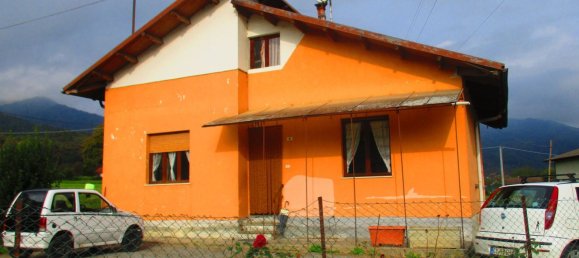 4-salle Maison à Sanfront, Italy No. 114630 2