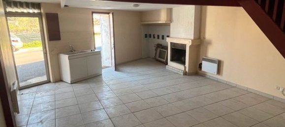 Casa de 3 divisões em Gensac, France N.º 288759 3