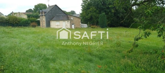 776m² Land in La Chapelle-au-Moine, France No. 90411 2