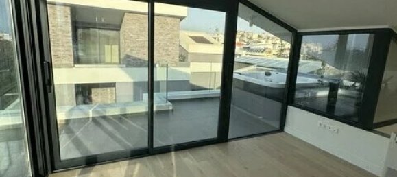 106m² Property in Voula, Greece No. 53541 21