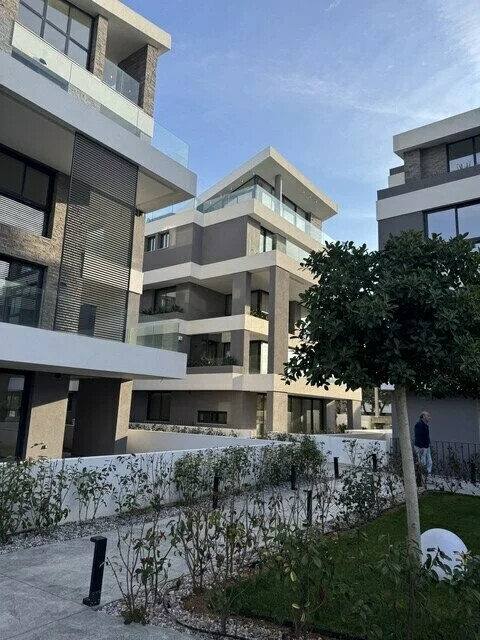 106m² Property in Voula, Greece No. 53541